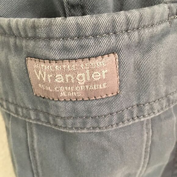 Wrangler blue gray cargo shorts 46 - Picture 3 of 6